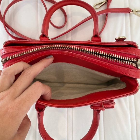 Carolina Herrera Small Red Crossbody - Picture 4 of 13